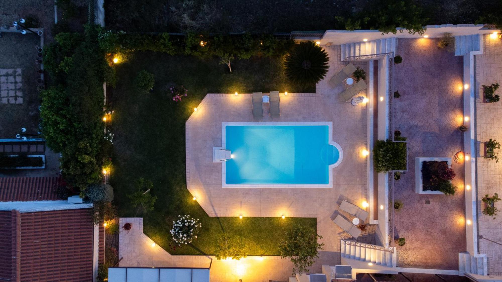 Artemis Riviera Villa Dış mekan fotoğraf